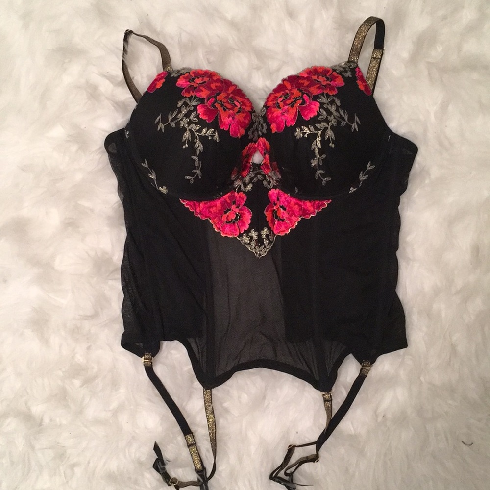 NWT black/floral corset 36D